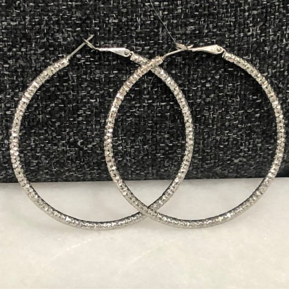 Vintage Silver Hoop Earrings - Classic Design, Great Condition - Picture 1 of 3